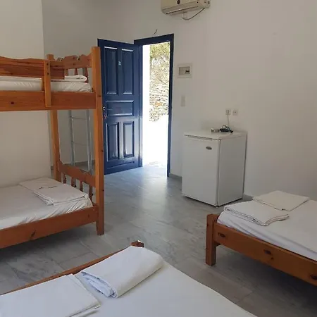 Stars Purple Pig Guest house Chora (Ios)